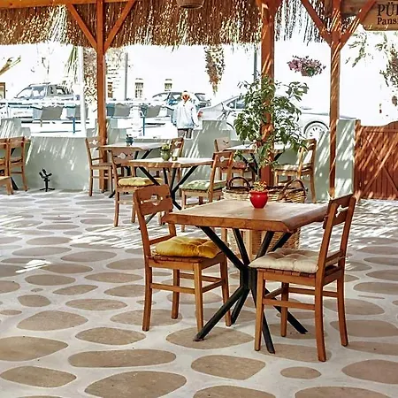 Puerhayal فندق Çeşme